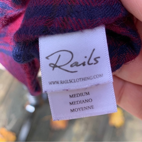 Rails Hunter Currant Navy Plaid Cozy Flannel Button Down Cabincore Indie Sleeze - Picture 7 of 8